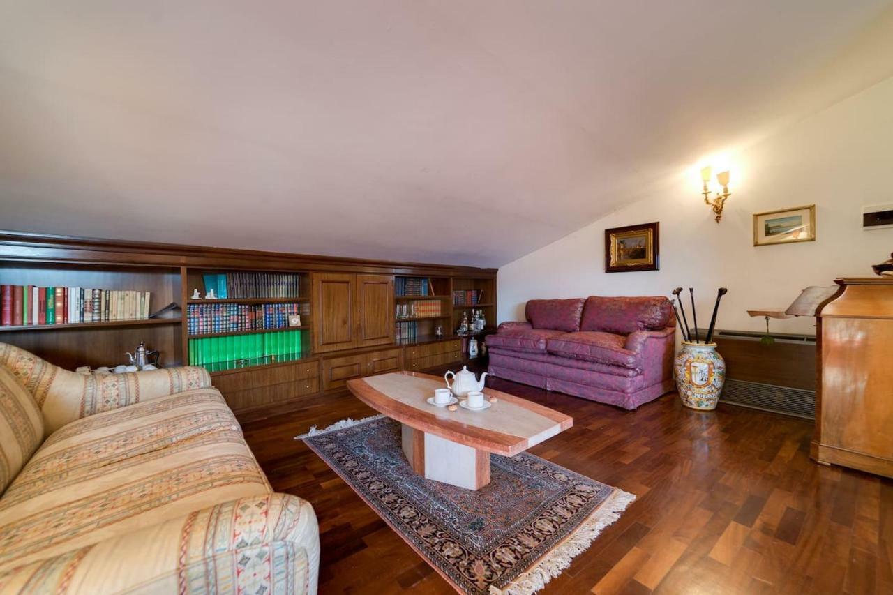 Apartment Roman Forum Luxury *