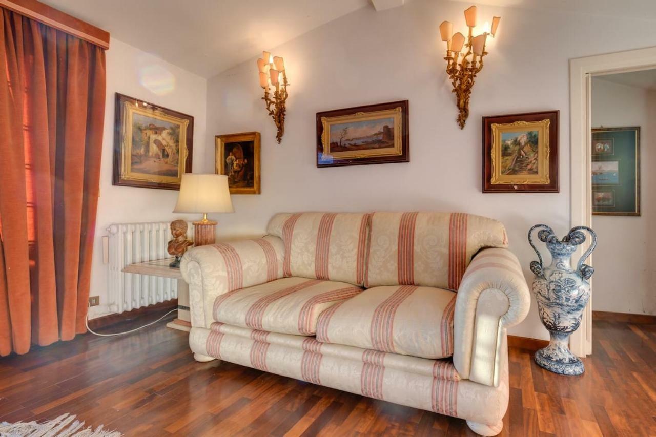 Roman Forum Luxury