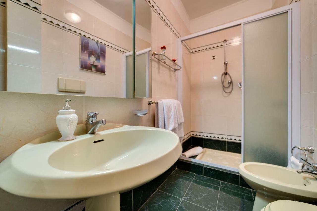 Roman Forum Luxury Apartment