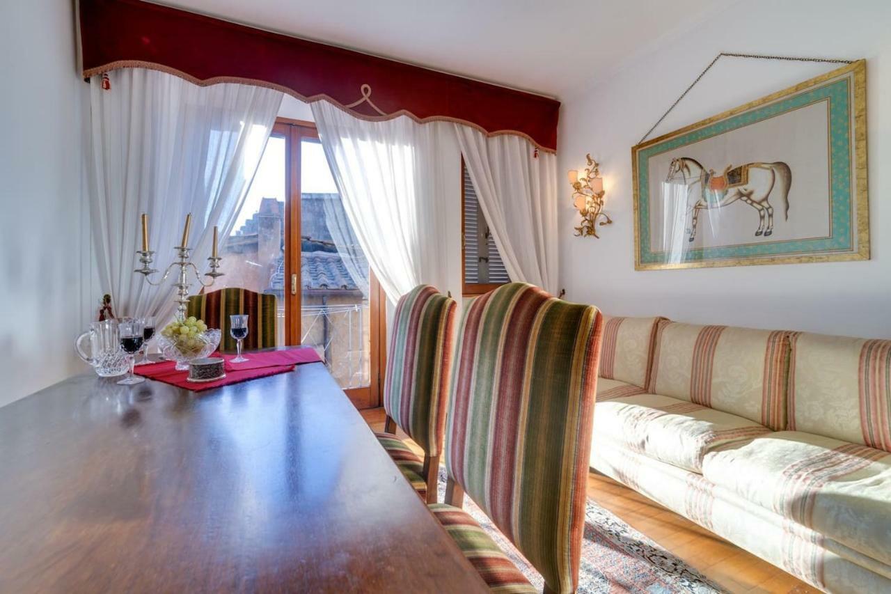 Apartment Roman Forum Luxury